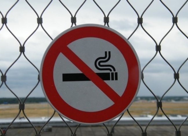 Курильщикам в России жизни не дадут