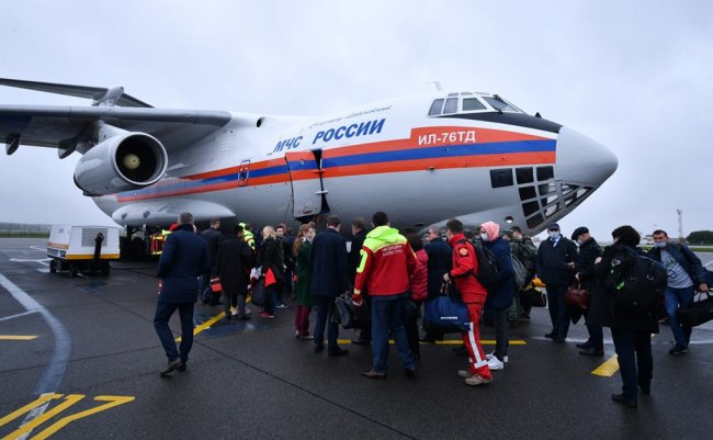 Санавиация МЧС России прибыла для оказания помощи пострадавшим от стрельбы в Перми
